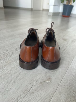Zapatos de vestir Yanko marrones