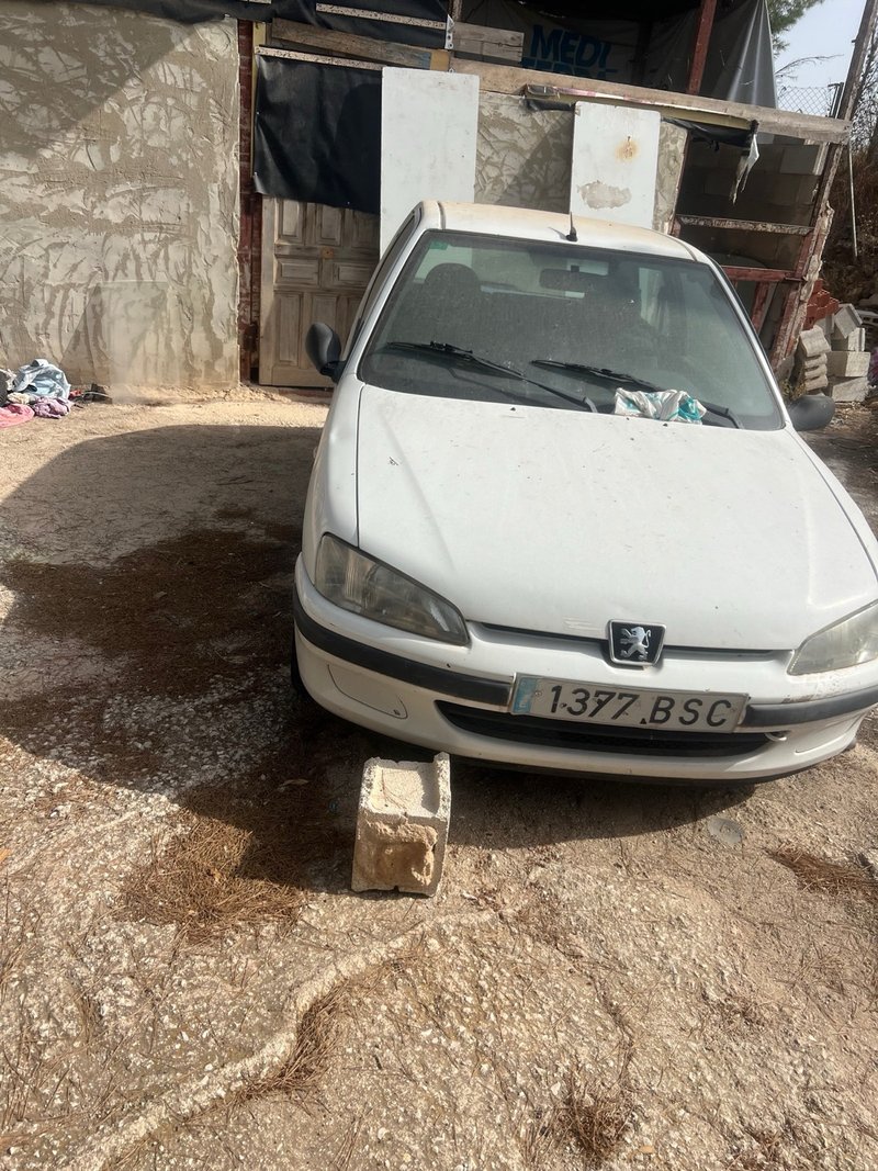 Peugeot 106 2002 - foto 1
