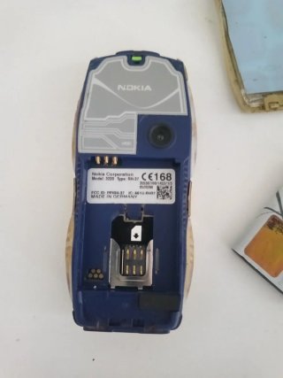 Nokia 3220 Beige/Rojo libre