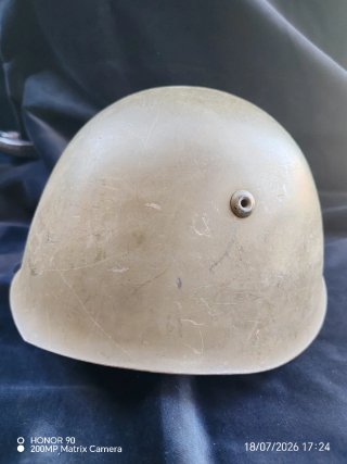 Elmetto militare cimelio 1