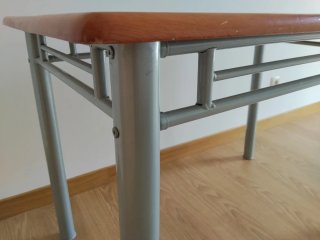 Mesa escritorio madera y metal