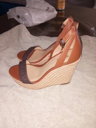 Sandalias Michael Kors Cuña Marrón