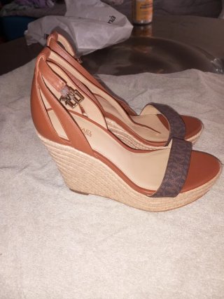 Sandalias Michael Kors Cuña Marrón