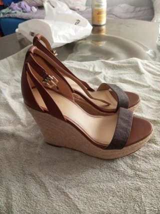 Sandalias Michael Kors Cuña Marrón