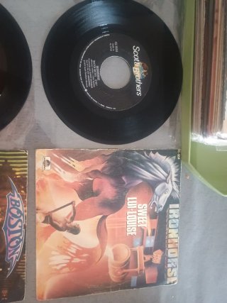 Lote 4 singles