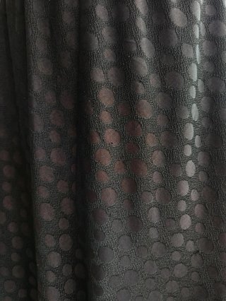Falda midi lunares negra