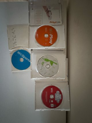 Lote 4 Juegos Wii + Accesorios