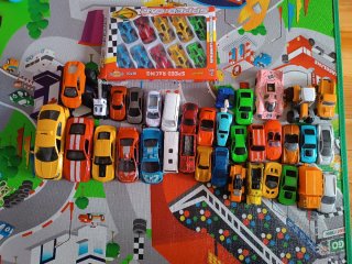 45 Coches de juguete