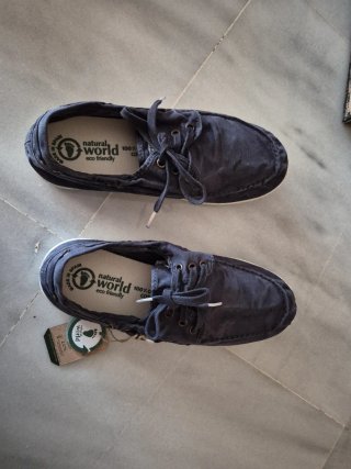 Zapatillas Natural World Talla 40