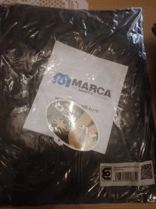 Lote 5 trajes de agua METEO sin estrenar.