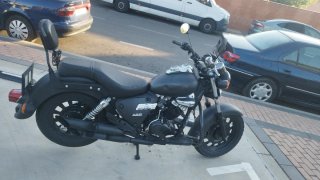 Moto Cruiser Negra