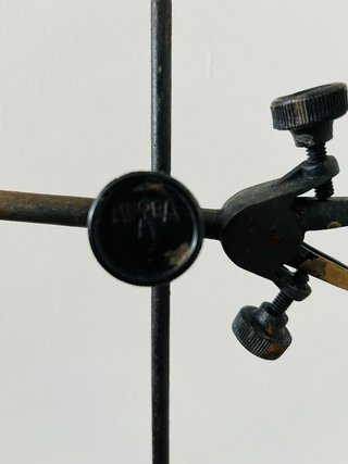 Soporte laboratorio química antiguo metal
