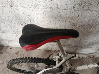 Bicicleta Montaña Boomerang Roja/Blanca