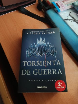 Saga Reina Roja - Victoria Aveyard