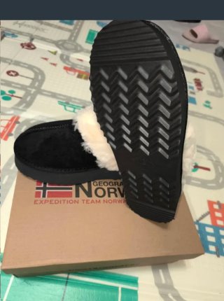 Zuecos negros Geographical Norway 39