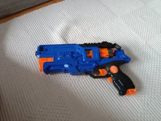 Pistola de Juguete Azul y Naranja