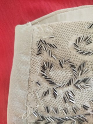 Minifalda de algodón con pedrería