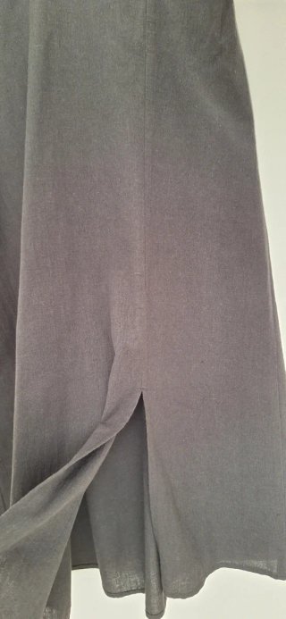 Vestido de lino negro