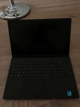 Dell Vostro 15 3530 Negro
