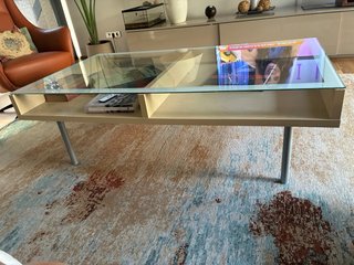 Mesa Centro IKEA MAGIKER 135x75cm Madera/Cristal