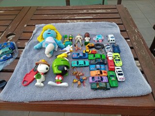 Lote de juguetes variados