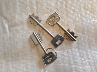 Cerradura de borjas con 3 llaves