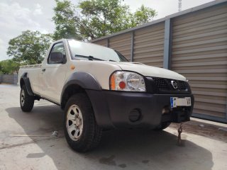 Nissan Navara 2003