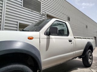 Nissan Navara 2003