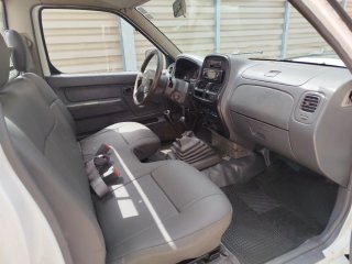 Nissan Navara 2003