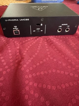 Interfaz Audio USB Behringer U-PHORIA UMC22