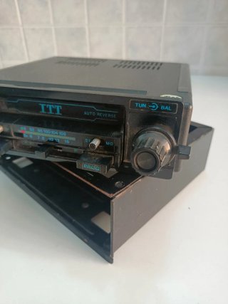 Autoradio Vintage ITT Non Testata Con Plancia