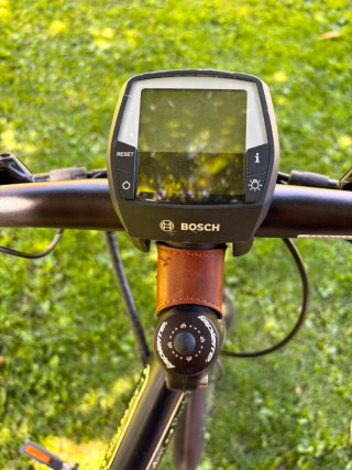 Bicicleta Eléctrica Urbana Negra