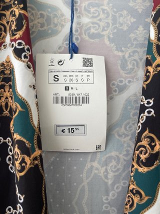 Body Zara estampado cadenas y pañuelo