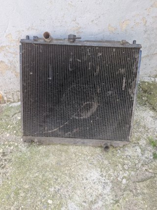 Radiador Mitsubishi Montero 2.8 Cobre