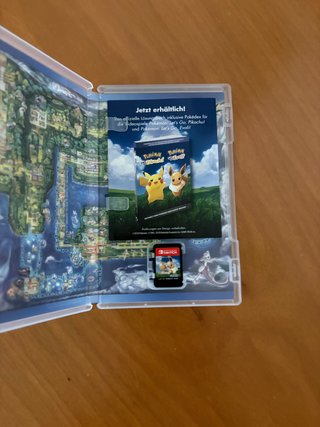 Pokemon Let's Go Eevee Switch