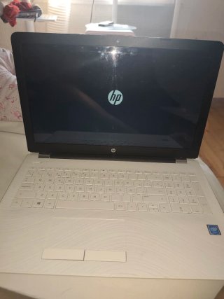 Portátil HP Negro y Blanco