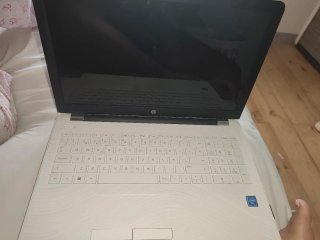 Portátil HP Negro y Blanco
