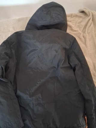 Chaqueta Napapijri Negra con Bandera Noruega