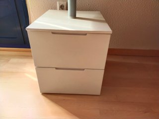 Mesa de escritorio con cajonera