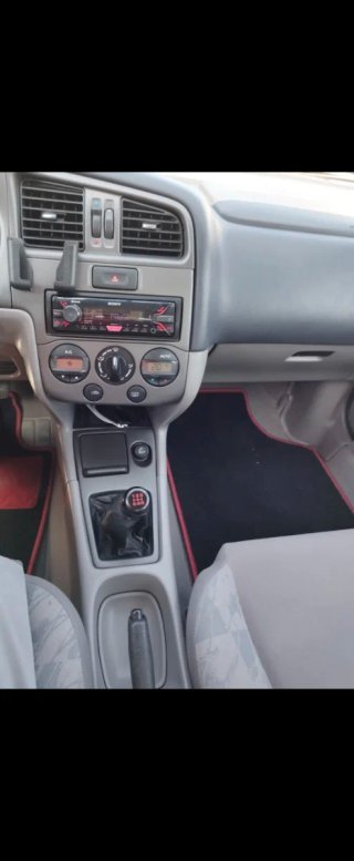 Nissan Primera 2001