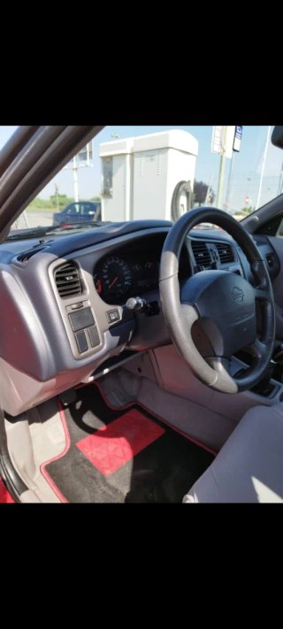 Nissan Primera 2001