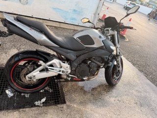 Suzuki GSR 600 Naked