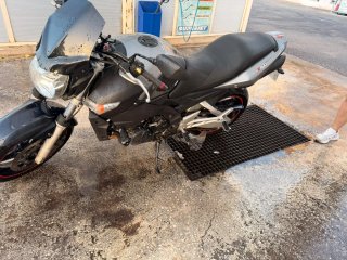 Suzuki GSR 600 Naked