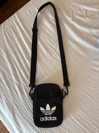 Bandolera Adidas Negra