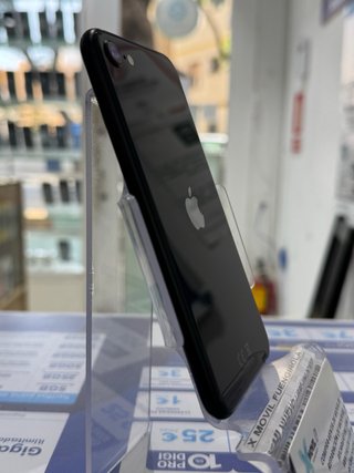 iPhone SE (2020) Negro