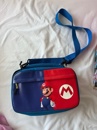 Nintendo Switch + 2 Juegos + Caja y Accesorios