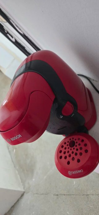 Cafetera Bosch Tassimo Roja