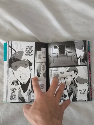 Lote 4 mangas Persona (P3 tomos 1, 2, 6 P5 tomo 1)
