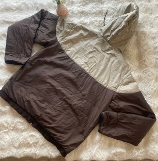 Sudadera reversible gris y marrón