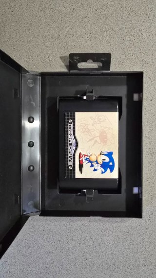 Sega Mega Drive 2 controller + 3 giochi